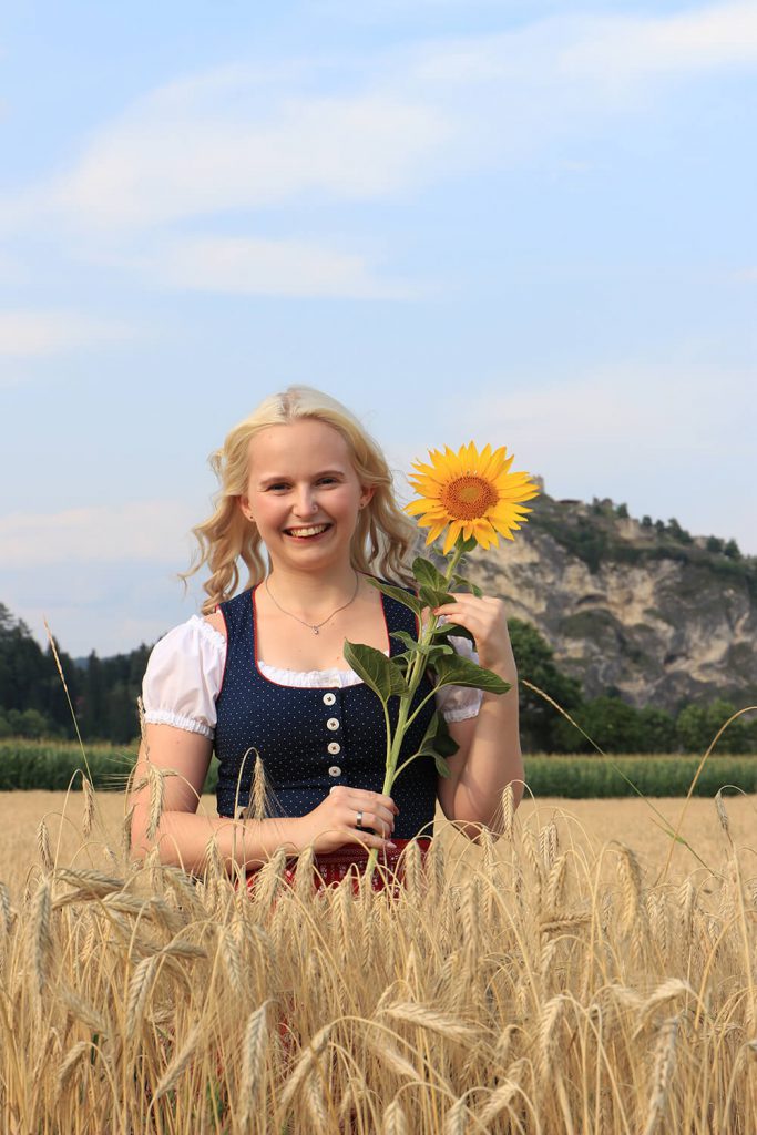 Mädchen im Feld